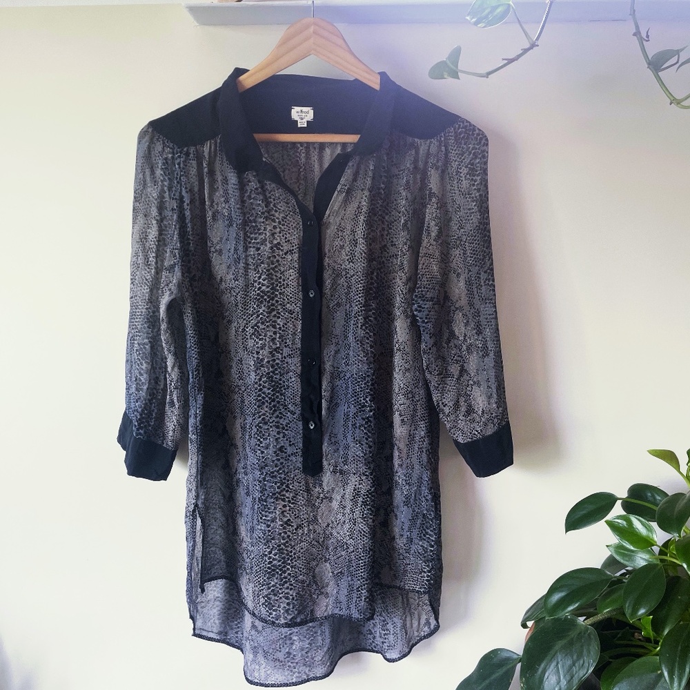Wilfred Giulia 100% Silk Snakeskin Print Blouse